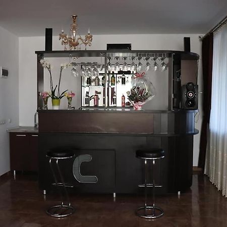 Pensiunea Maria Tania - Restaurant Mioveni Εξωτερικό φωτογραφία