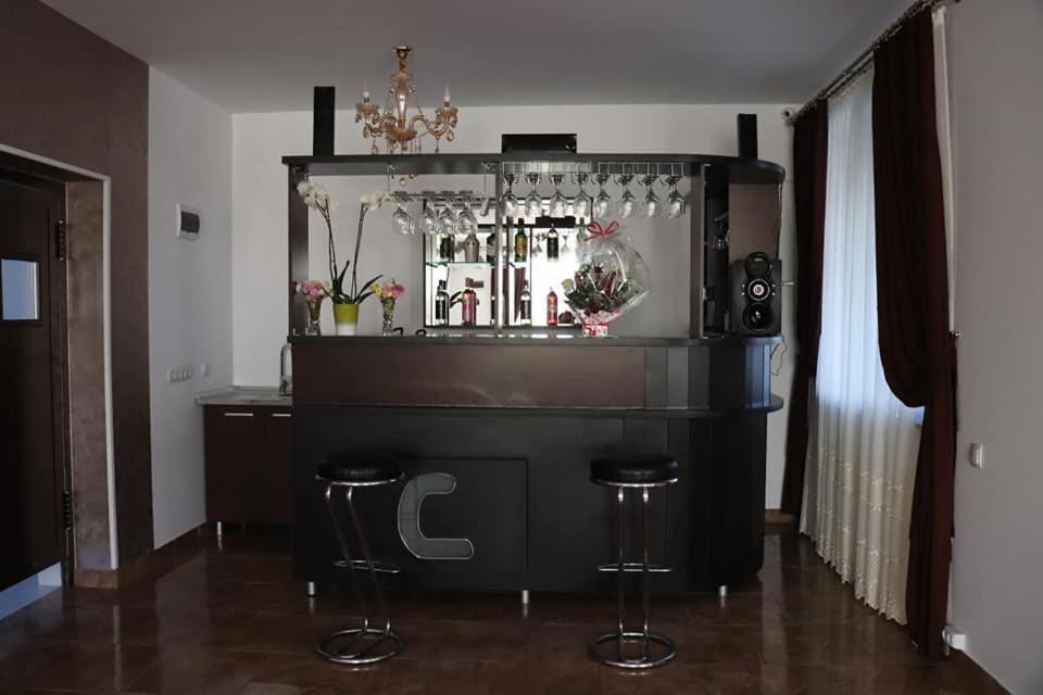 Pensiunea Maria Tania - Restaurant Mioveni Εξωτερικό φωτογραφία